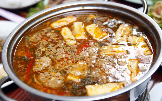 Hinh Hiệp - Chuyên Lẩu Ngày & Đêm
