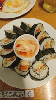 Kimbap gà 