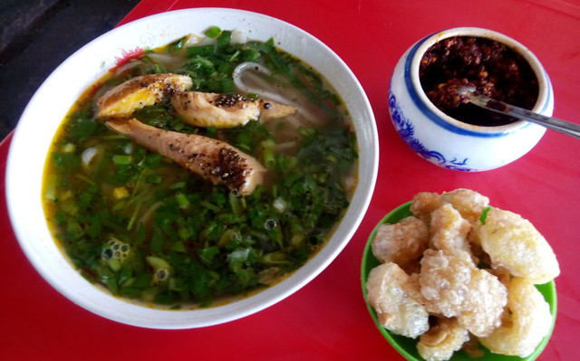 Bánh Canh Cá Lóc Phương