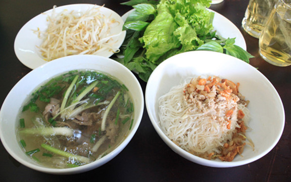 Quán Nhớ - Bánh Canh & Mì Quảng Gia Lai