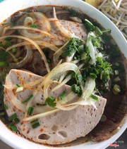 Bún bò 45k