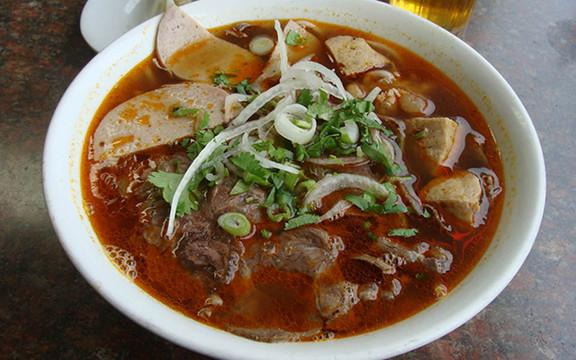 Bún Bò Bà Gái - Hoàng Diệu