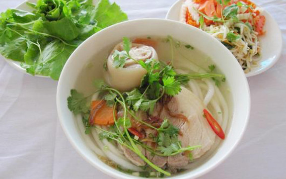 Hà - Bánh Canh & Mì Quảng 