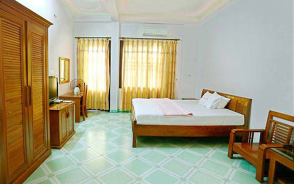 Hải Quân Hotel