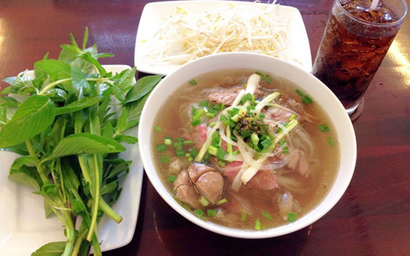 Phở Sài Gòn - Hồ Tùng Mậu