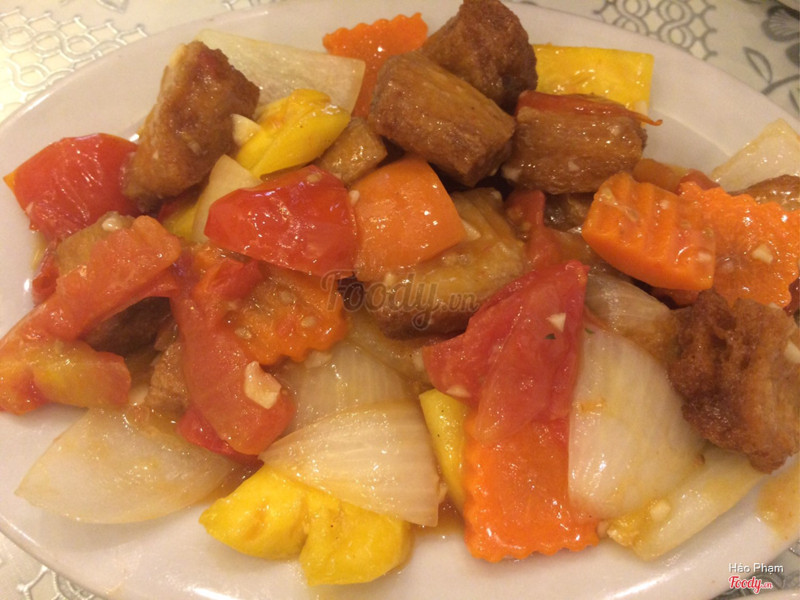 Sườn xào chua ngọt