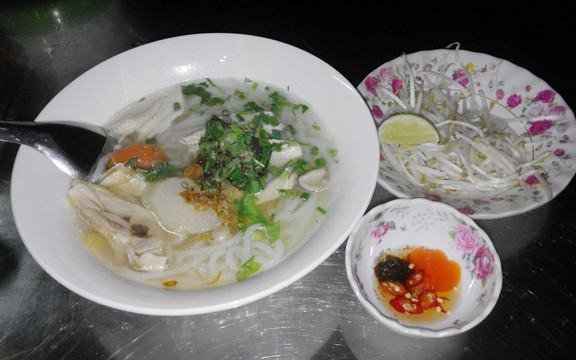 Bánh Canh Gà