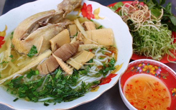 Bún Vịt Bà Bớt