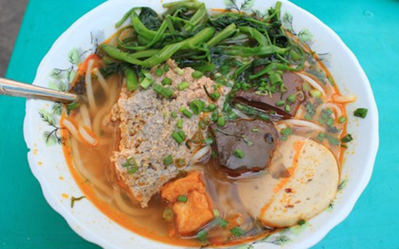 Bún Riêu Sinh Viên