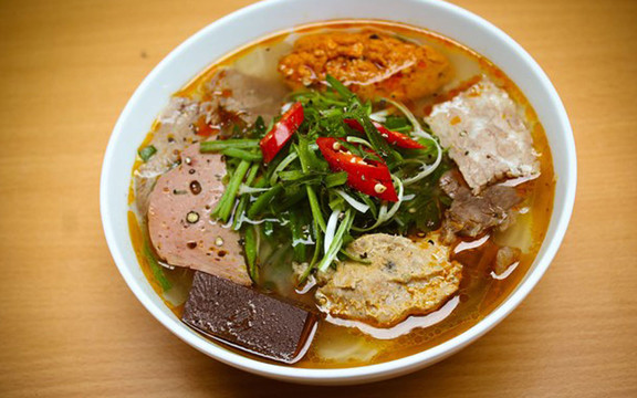 Bún Bò Hẻm 227