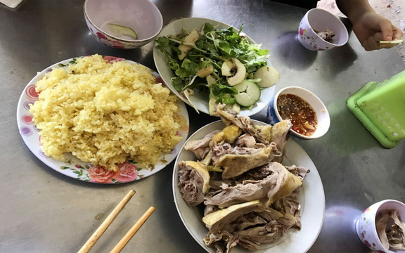 Sơn Tuyền - Vịt Cỏ Các Món