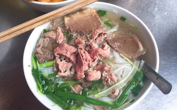 Trọng Tấn - Phở Bò & Cơm Rang