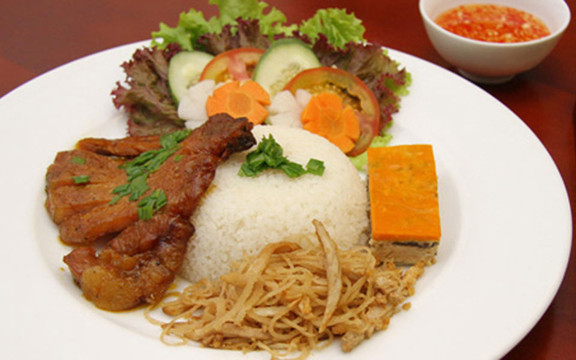 Quán Cơm Minh Huệ