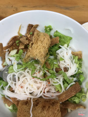 Bún chả giò, quên chụp trước ăn xong mới nhớ, nhưng rất ngon