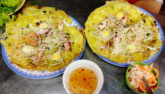 Bánh Xèo Bến Chợ