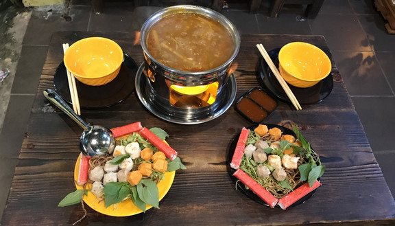 Ghế Gỗ Quán - Quán Lẩu