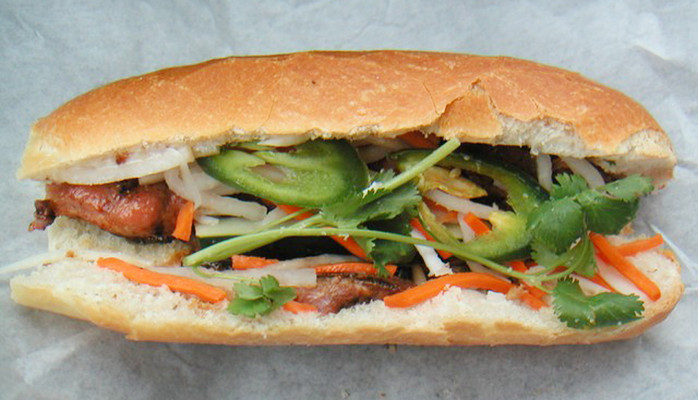 Bánh Mì - 527 Quang Trung