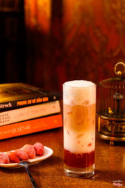 Trà Dâu Bốn Tầng chỉ 35k ạ