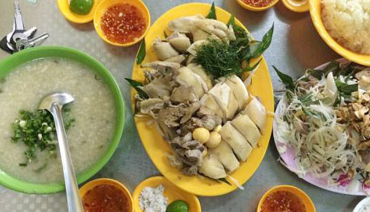 Gà Ta Xé Phay - Cháo, Gỏi & Cơm Gà