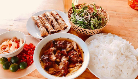 Bún Chả Bà Nụ - Nguyễn Văn Cừ