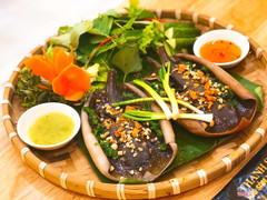 Cá đuối hấp mỡ hành - 50k/con