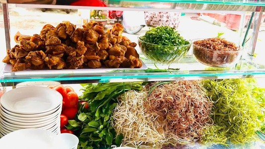 Bún Riêu Thanh Vân - Chung Cư Ngô Gia Tự