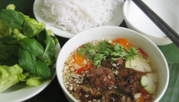 Bún Chả Nhật Giang - Hoàng Ngân