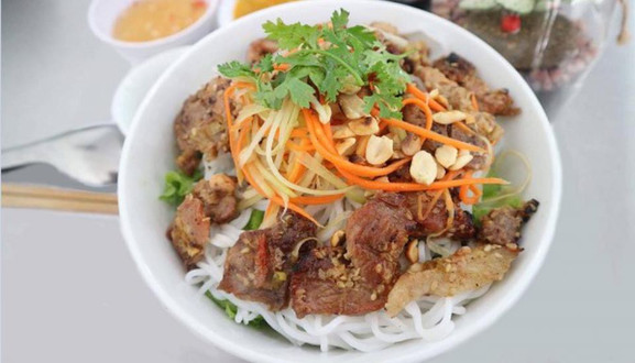 Bún Thịt Nướng Tuyền - Lý Thường Kiệt