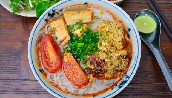 Bún Riêu Cua Đồng Chị 5 - Lê Trọng Tấn