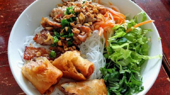 MỸ CHÂU - BÚN THỊT NƯỚNG - ĐINH TIÊN HOÀNG