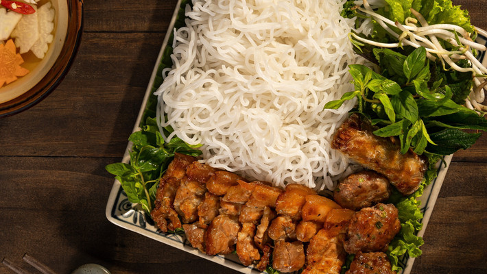 Bún Chả Mây - Cloud Cook - Liên Mạc - 209 Liên Mạc