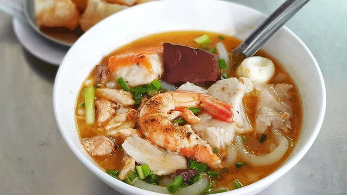 Minh Khai - Bánh Canh Cua & Cơm Tấm