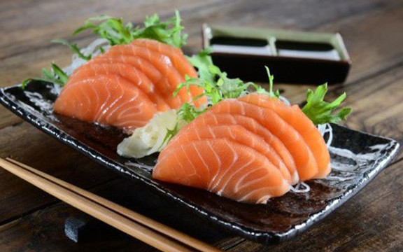 TL Sushi & Sashimi - Cách Mạng Tháng Tám