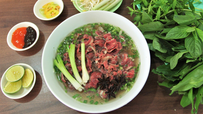 Phở Bò Cười -  Phở Bắp Hoa