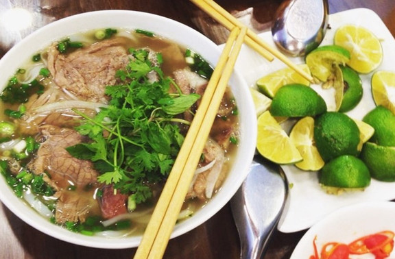 Phở Bò Gia Truyền Nam Định - Ỷ La