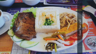 cơm tấm mộc
