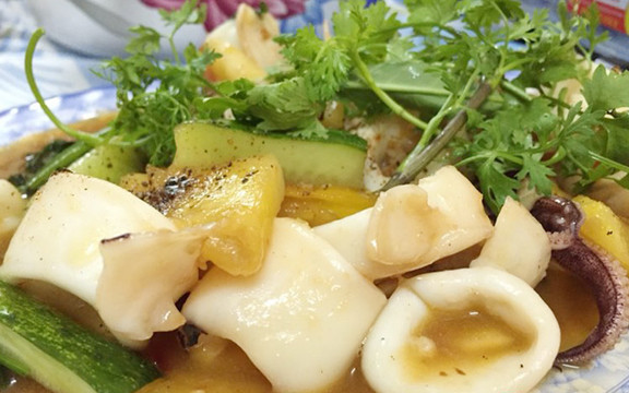 Hương Biển Quán - Mạc Thiên Tích