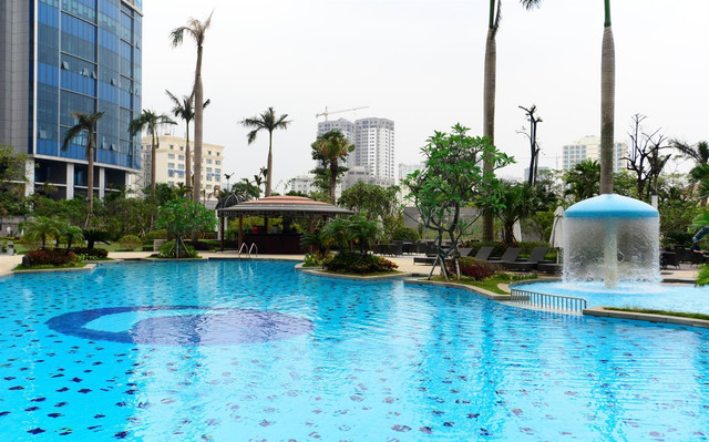 Garden Pool - Keangnam Landmark