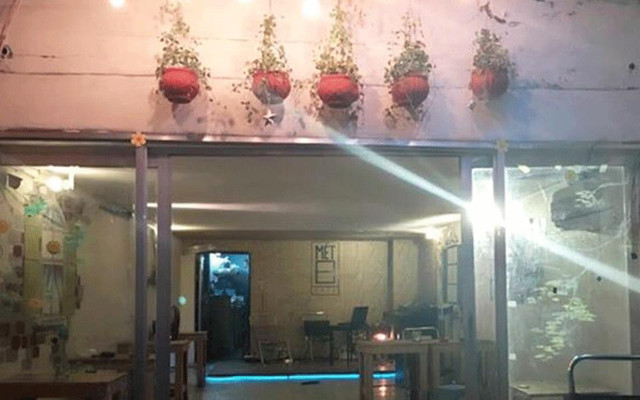 Mét Tám Cafe - Đường D1