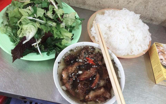 Bún Chả Quạt - Máng Nước