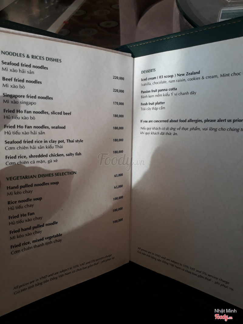 Phở, đồ chay &amp; tráng miệng