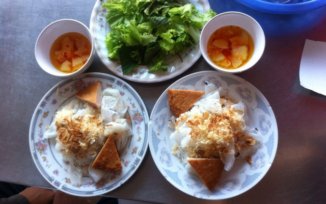 Bánh Cuốn Nóng