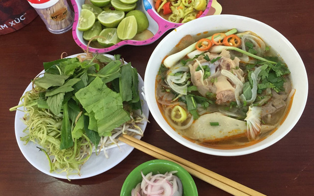 Hạnh - Bún Bò Huế, Hoành Thánh & Hủ Tiếu Mì