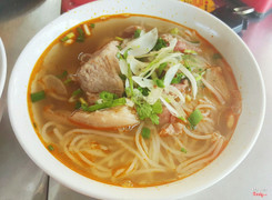 Bún bò + giò