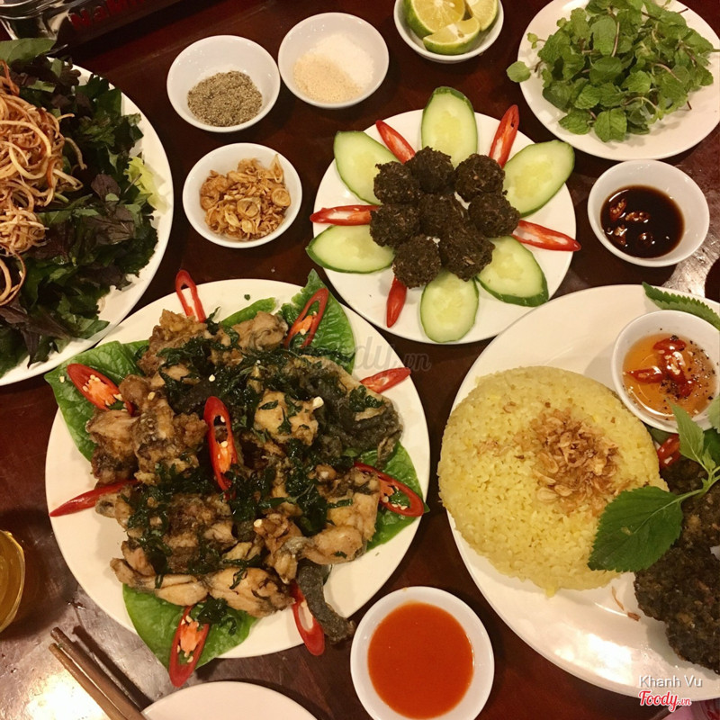 ếch xào lá lốt