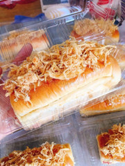 Bánh mì phô mai tan chảy 40k/ổ