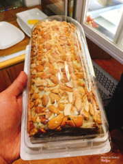 Bông lan cuộn điều 50k/ổ