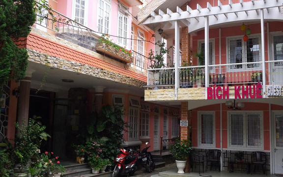 Bích Khuê Hotel