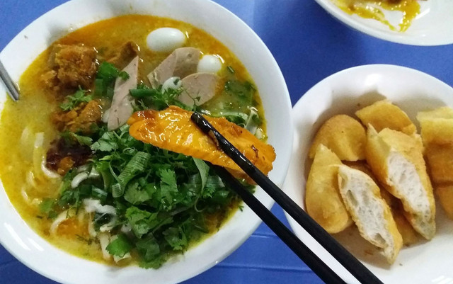 Bà Kỷ - Cháo Canh Cá Lóc & Thịt Sườn Sụn