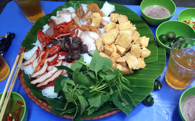 Bà Béo - Bia Hơi & Bún Đậu Mẹt